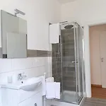 Prestige House 4*