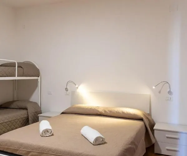 Prestige House Affittacamere Scalea